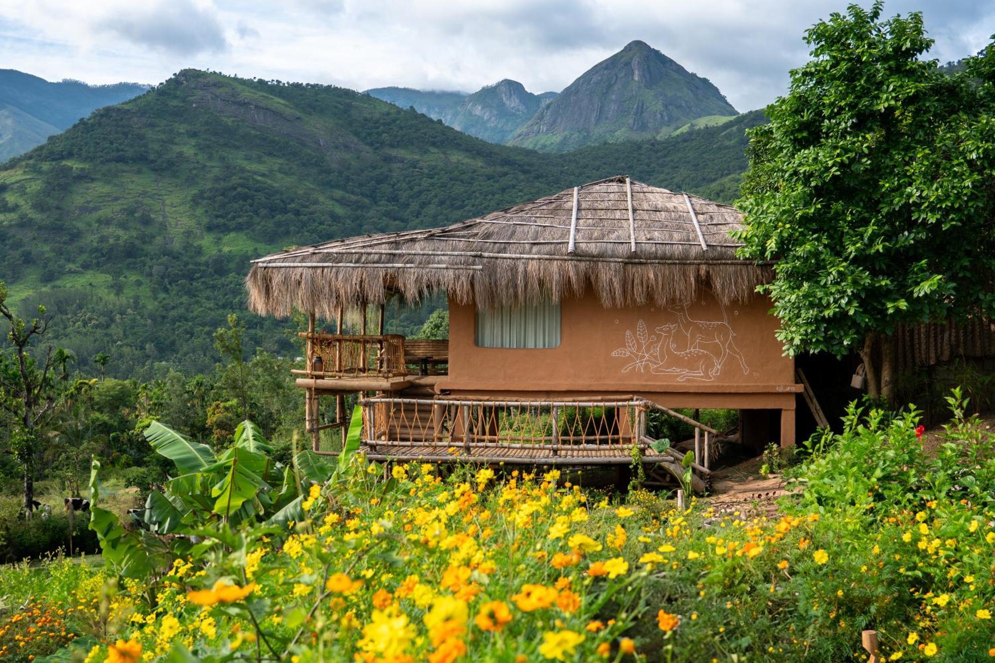 The Mudhouse Marayoor Hotel Мунар Екстериор снимка